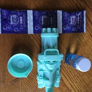 Bubble gun